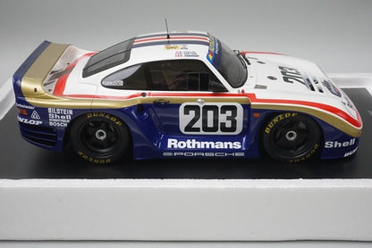 1:18 Spark 18S210 Porsche 961 Le Mans 1987 #203