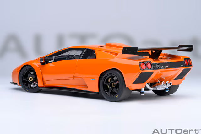 [ Pre-order ] 79139 AUTOart 1:18 Lamborghini Diablo GTR (Orange)