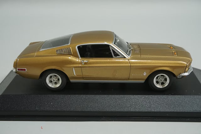 1:43 MINICHAMPS 400082022 Ford Mustang Fastbag 2+2 1968 Gold Metallic model car