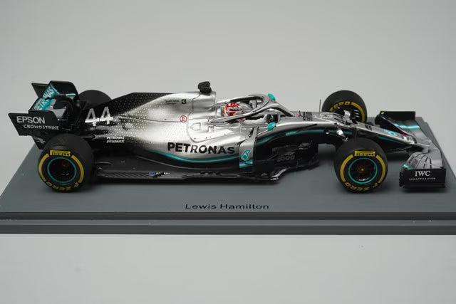 1:43 Spark S6071 Mercedes-AMG Petronas Motorsport W10 EQ Power+ #44 Chinese Grand Prix Winner 2019 F1 1000th GP L. Hamilton