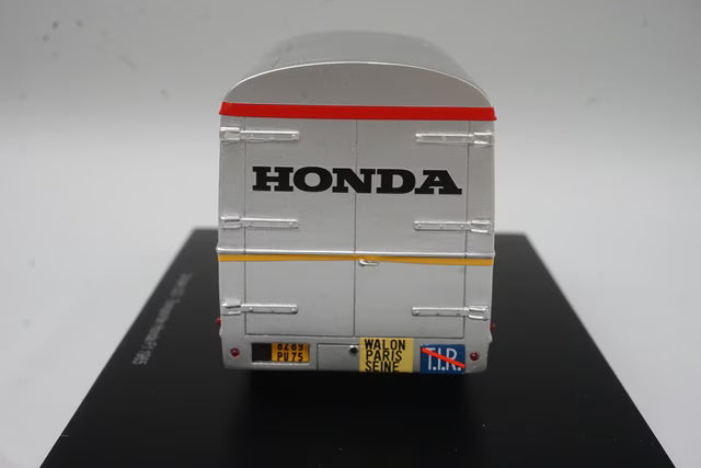 1:43 Spark S5948 Transporter Honda F1 1965