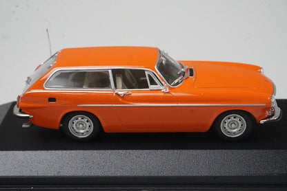 1:43 MINICHAMPS 430171617 Volvo P1800 ES 1971 Yellow