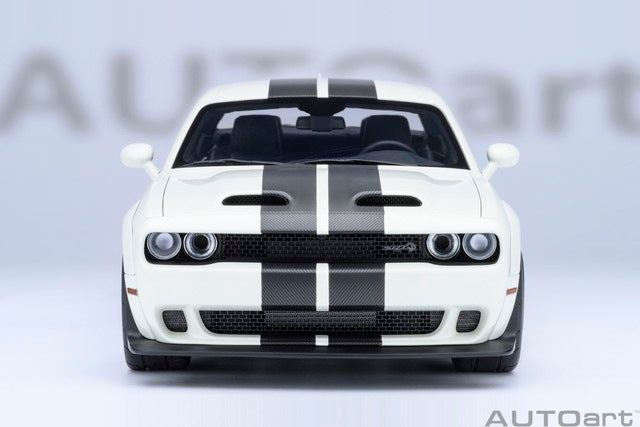 [ Pre-order ] 71766 AUTOart 1:18 Dodge Challenger SRT Super Stock 2023 (White with Carbon Black Stripes <Knuckle White>)