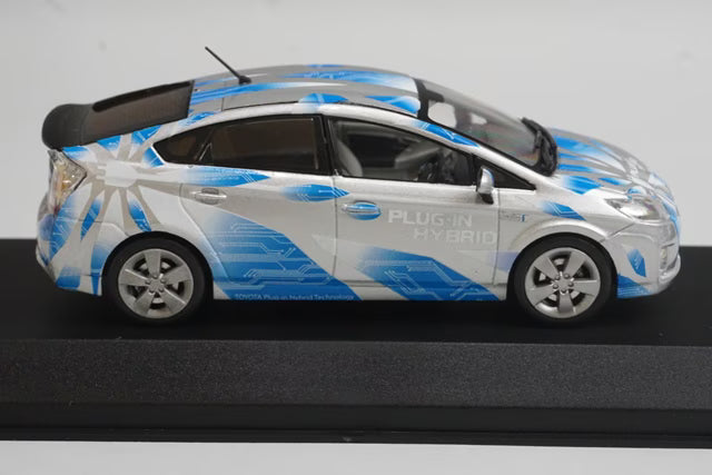 1:43 KYOSHO JC61003PG J Collection Custom Toyota New Prius Plug-in Silver/Blue