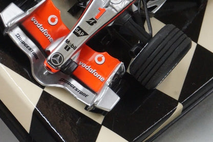 1:43 MINICHAMPS 530074301 Vodafone McLaren Mercedes MP4-22 2007 #1 F. Alonso