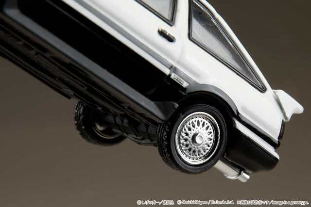[ Pre-order ] HJDMD008B Hobby Japan 1:64 Toyota Corolla Levin (AE86) Initial D Wataru Akiyama VS Takumi Fujiwara