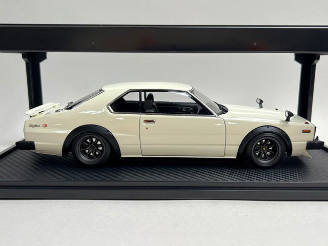 1:18 ignition model IG1080 Nissan Skyline 2000 GT-ES (C210) White