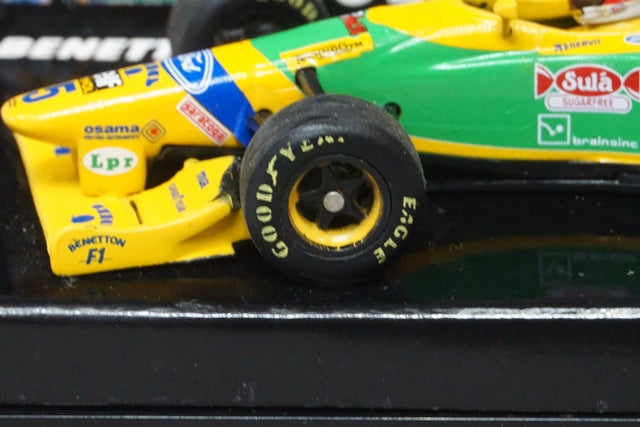 1:43 MINICHAMPS MSC430009 Benetton Ford B193B Portugal M.Schumacher 1993 #5