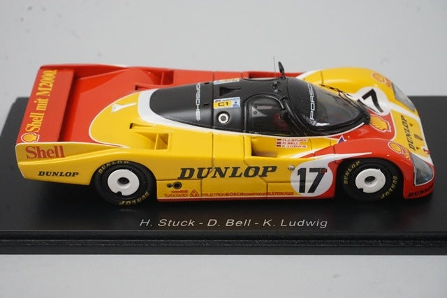 1:43 SPARK S0901 Porsche 962C LM Le Mans 1988 #17 Shell