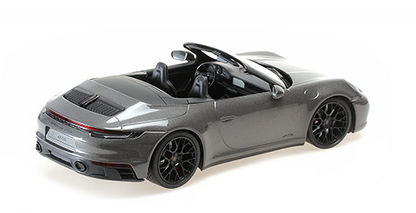 [ Back-order ] MINICHAMPS 155063031 1:18 Porsche 911 Carrera 4 GTS Cabriolet 2020 Grey Metallic model car