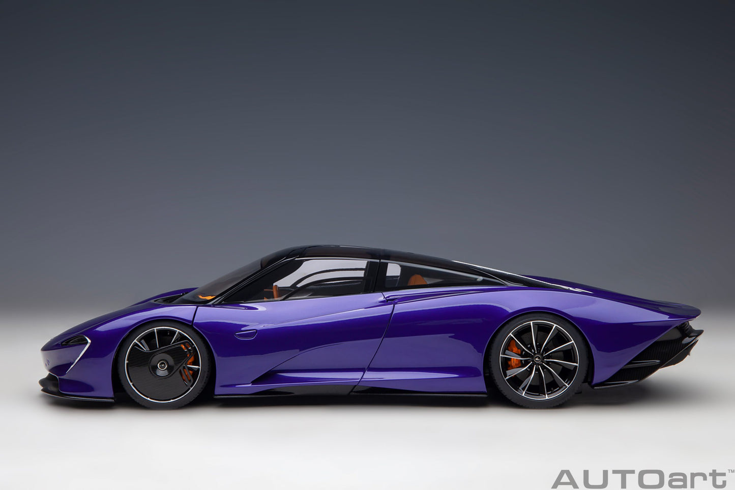 76089 AUTOart 1:18 McLaren Speedtail Metallic Purple model car