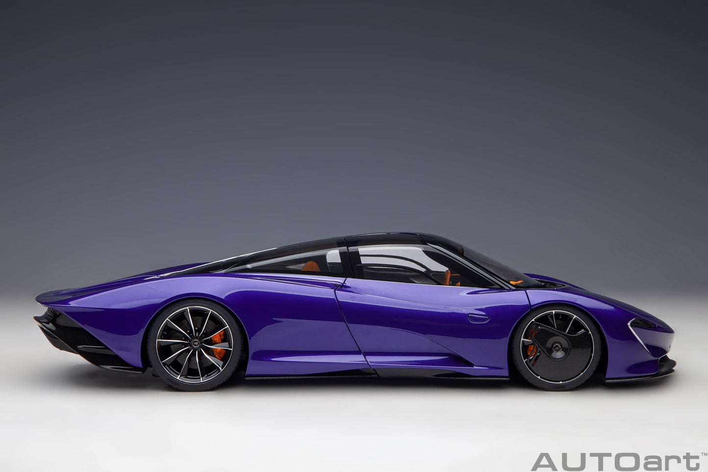 76089 AUTOart 1:18 McLaren Speedtail Metallic Purple model car