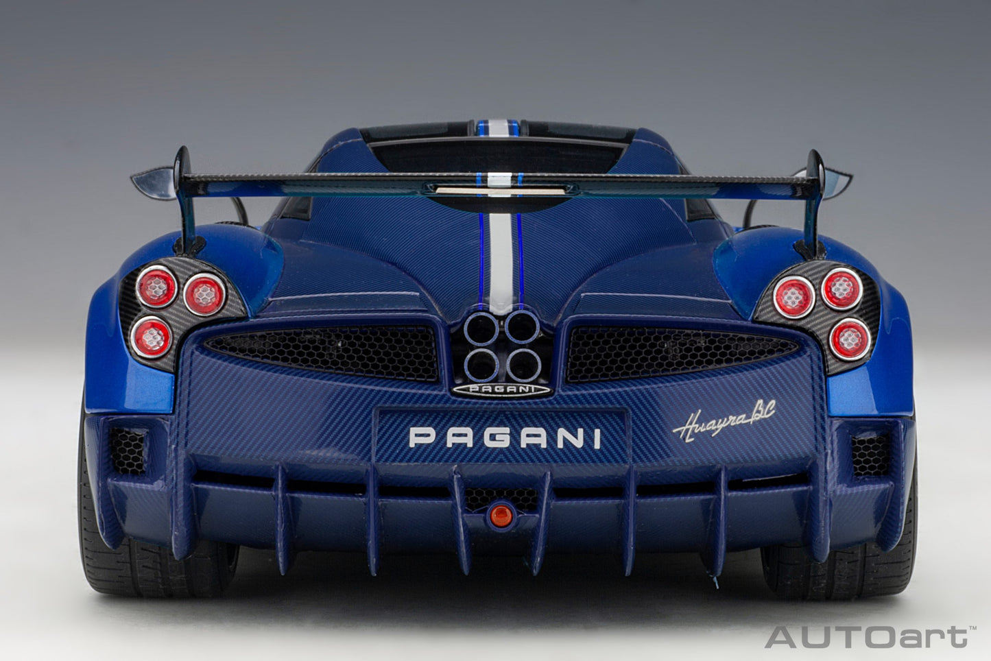 78277 AUTOart 1:18 Pagani Huayra BC Metallic Blue/Blue Carbon model car