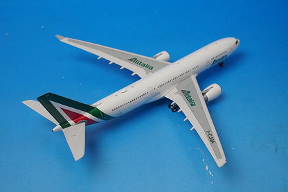 1:400 A330-200 Alitalia New Livery I-EJGA [11163] Phoenix airplane model