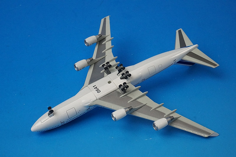 1:400 B747-400 KLM Air France No registration number given 58712 Dragon airplane model