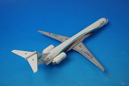 1:200 MD-90 JAS Akira Kurosawa No. 7 JA8070 BJE3040 JALUX airplane model