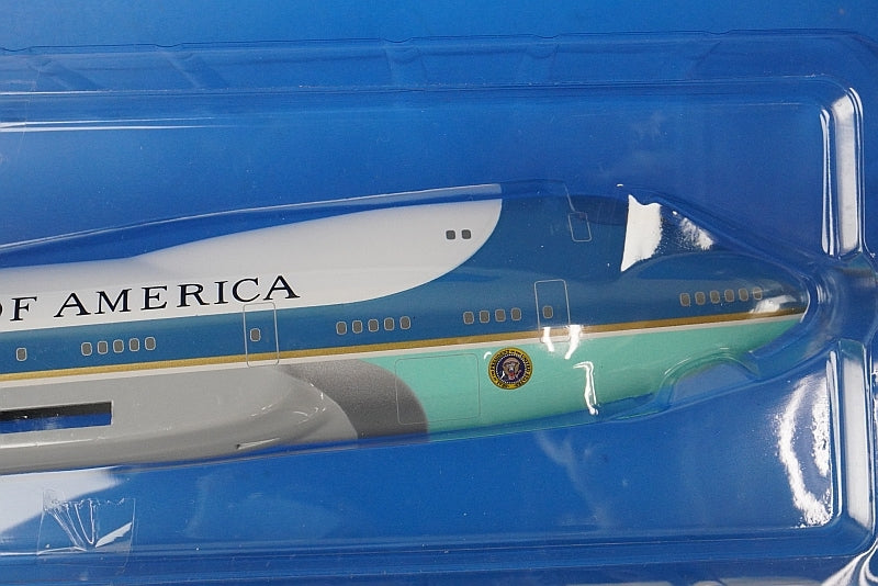 1:200 B747-200 US Presidential Aircraft Air Force One 29000 2049 Hogan airplane model
