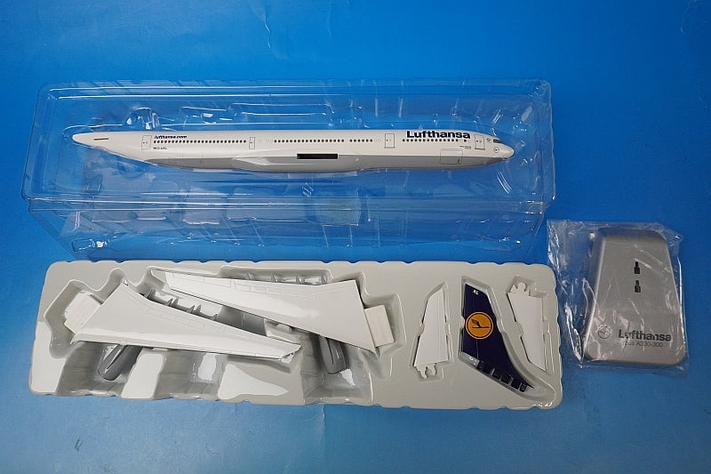 1:200 Airbus A330-300 Lufthansa Ingolstadt D-AIKL LH14 LIMOX airplane model