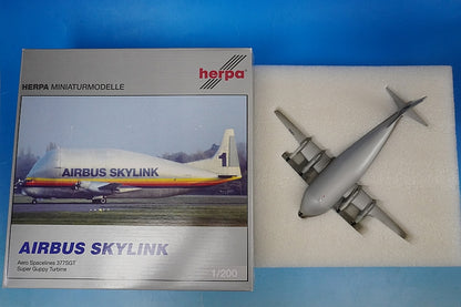 1:200 377SGT Airbus Skylink Aero Spacelines Super Guppy F-BTGV 553254 Herpa