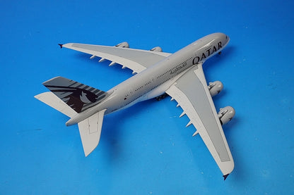 1:400 A380-800 Qatar A7-APA 10907 Phoenix airplane model