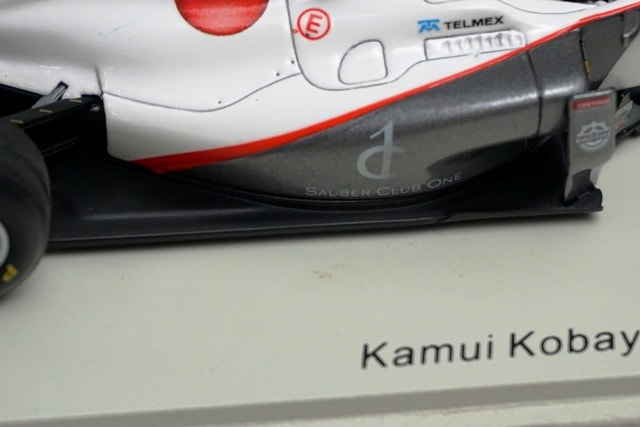 1:43 SPARK C30T Sauber C30 Ferrari test car Kamui Kobayashi