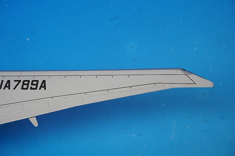 1:200 B777-300ER ANA STAR WARS Star Wars BB-8 JA789A NH20094 ANA airplane model