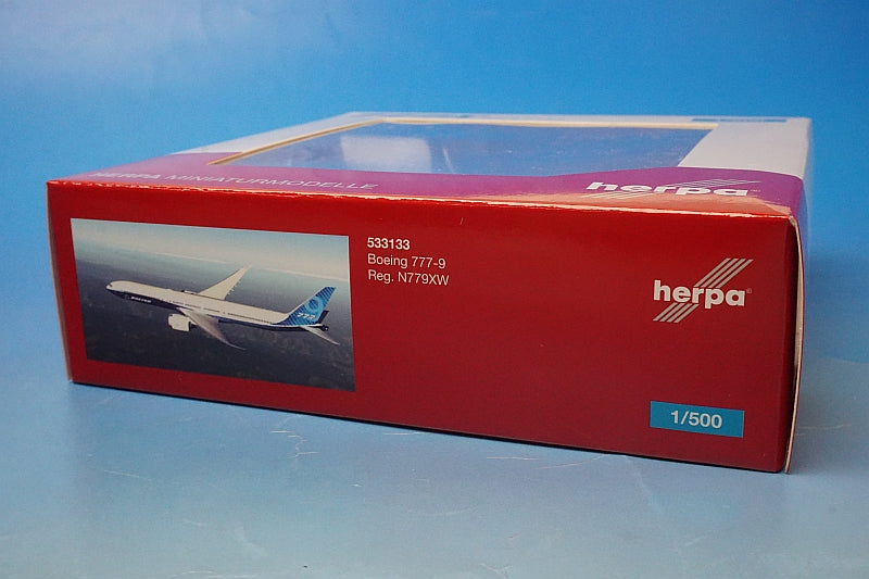 1:500 B777-9 Boeing House Color N779XW 533133 Herpa airplane model