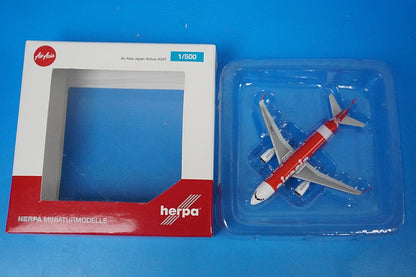 1:500 A320-216 Air Asia Japan JA01DJ 534215 Herpa