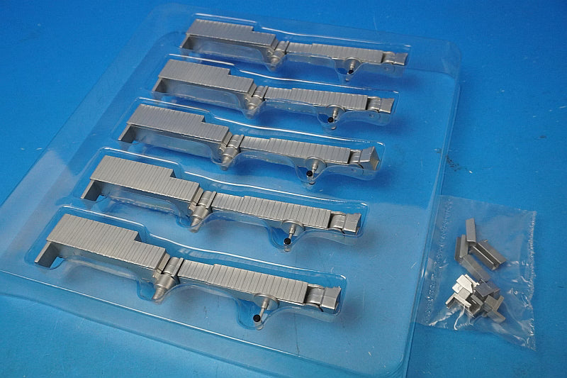 1:500 Airport Diorama Accessory No. 5 Single Boarding Bridge 5-piece set 519694 Herpa airplane model