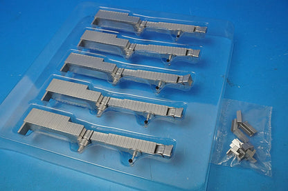 1:500 Airport Diorama Accessory No. 5 Single Boarding Bridge 5-piece set 519694 Herpa airplane model