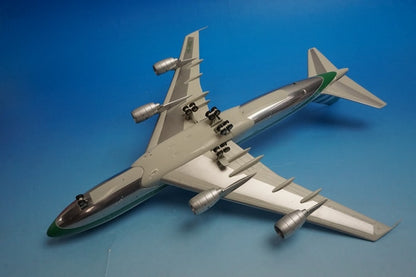 1:200 B747-267B Cathay Pacific VR-HKG XX2857 JC Wings airplane model
