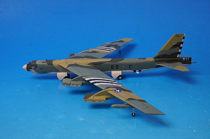 1:200 B-52H Stratofortress US Air Force 410th Bombardment Wing 644th Bombardment Squadron #60-0057 559003 Helpa airplane model