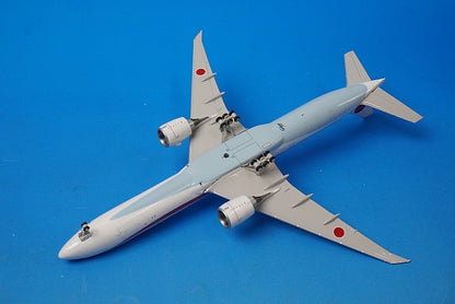 1:400 B777-300ER JASDF 701st Japanese government airplane #80-1111 GMJSD086 Gemini airplane model