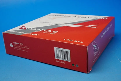 1:400 A330-300 Qantas New Paint VH-QPJ 04115 Phoenix airplane model