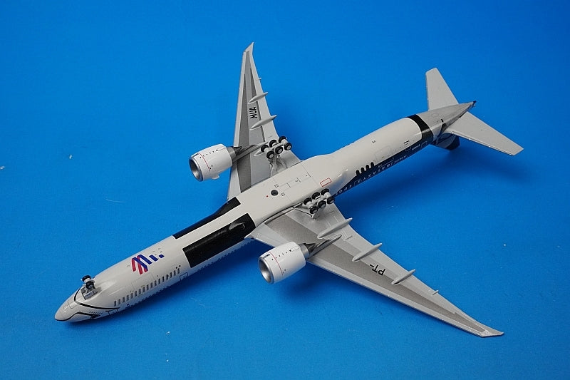 1:400 B777-300ER Latam STAR WARS Stormtrooper Galaxy's Edge Livery PT-MUA EW477W007 JC Wings airplane model