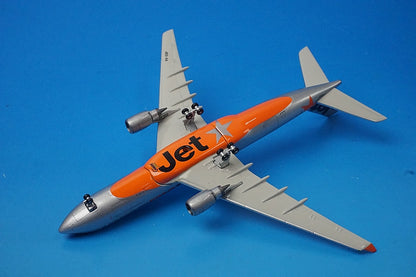 1:400 A330-200 Jetstar VH-EBF exclusive display stand included GJJST880 Gemini