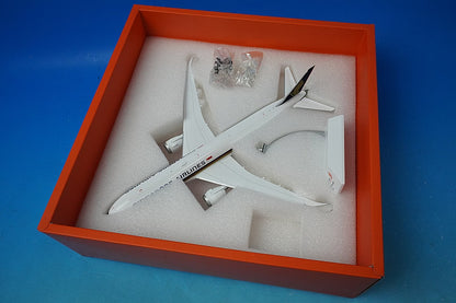 1:200 B787-10 Singapore 1000th 9V-SCP EW278X003 JC Wings airplane model