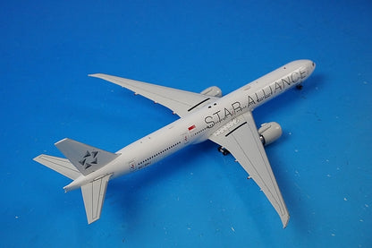 1:400 B777-300ER Singapore Star Alliance 9V-SWJ WB4020 Aviation airplane model