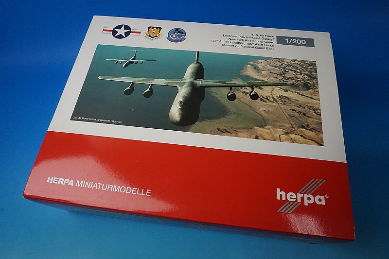 1:200 C-5A USAF Lockheed Martin 137th Airlift SQ #67-0174 572361 Herpa