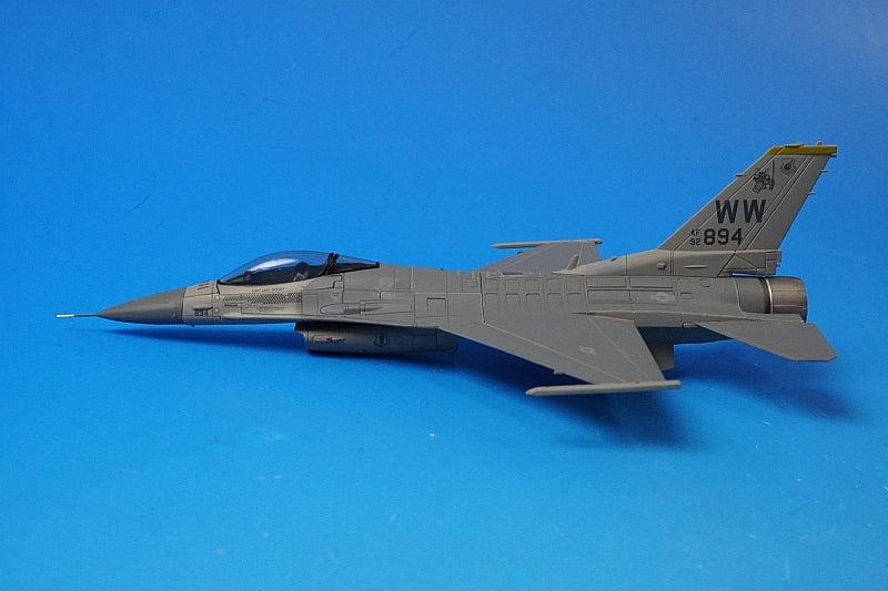 1:72 F-16CM (Block 50P) USAF PACAF 35th Fighter Wing 14th Fighter Wing Viper Demo Team KOMATSU AB #92-3894 HA3897 Hobby Master