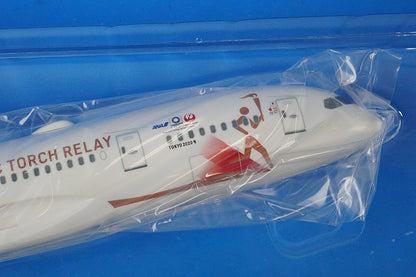 1:200 B787-8 Tokyo Olympic torch transport aircraft JA837J BJQ2038 JALUX