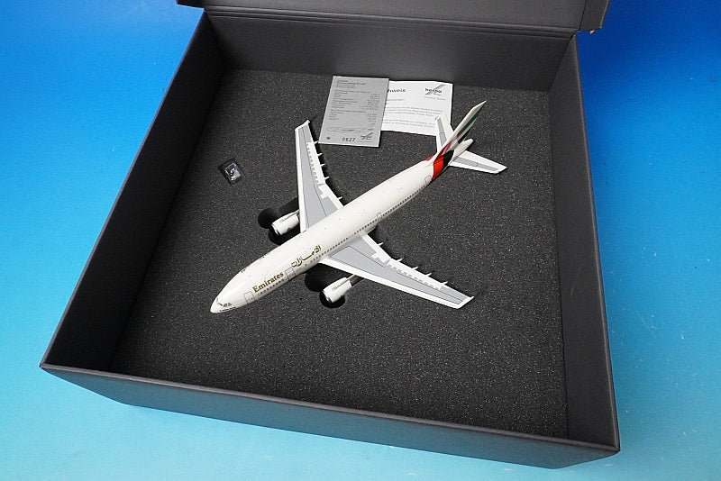 1:200 A300B4-605R Emirates A6-EKM Herpa Premium airplane model