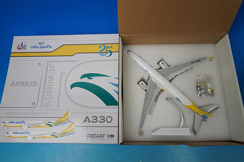 1:200 A330-900neo Cebu Pacific XX20235 JC Wings airplane model