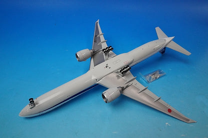 1:200 B777-300ER ANA Inspiratrion of JAPAN TOMODACHI JA777A EW277W005 JC Wings airplane model
