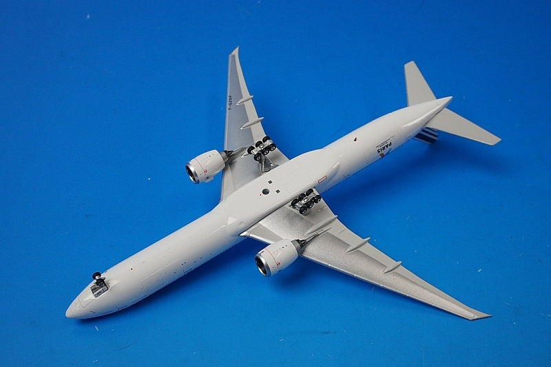 1:400 B777-300ER Air France Paris Olympics 2024 F-GZNP 04132 Phoenix airplane model