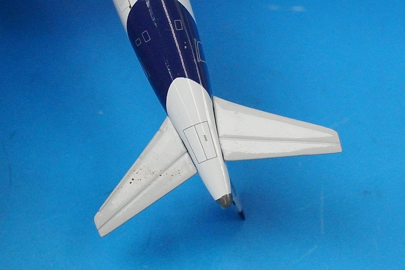 1:400 A321neo Airbus House Colors New York to Paris D-AVZO 11577 Phoenix airplane model