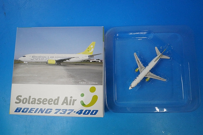 1:400 B737-400 Solaseed Air JA392K 157374D Gemini airplane model