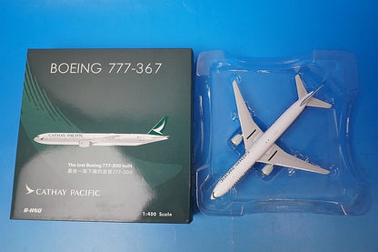 1:400 B777-367 Cathay Pacific B-HNQ 04650 Phoenix airplane model