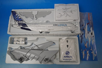 1:200 A380-800 House Color F-WWDD SKR380 SKYMARKS airplane model