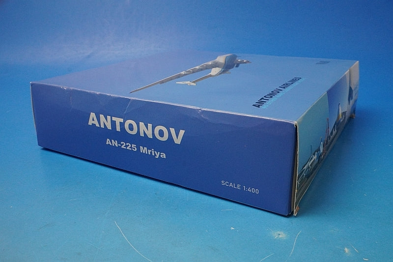 1:400 Antonov An-225 Mriya Antonov Design Bureau (Soviet Union) UR-82080 Other airplane model